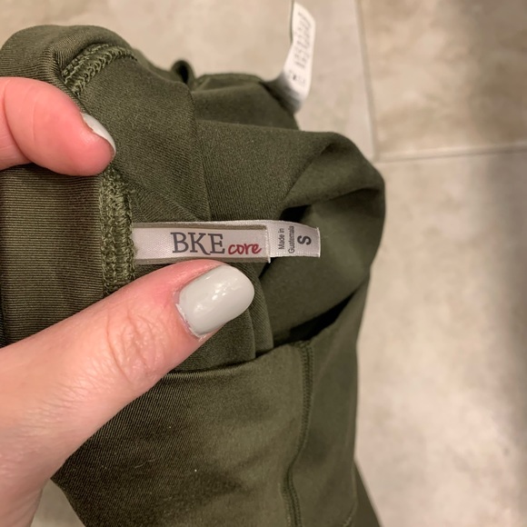 Workout pants - Picture 3 of 3